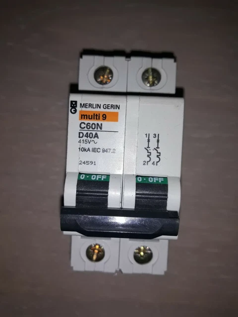 Disjoncteur Merlin Gerin C60H D40 40A 15kA 3P Avec Contact Auxiliaire | Occasion - Bon état | Schneider Electric