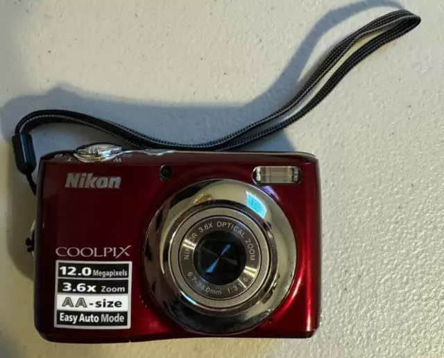 Nikon COOLPIX L22 12.0MP Compact Digital Camera - Red