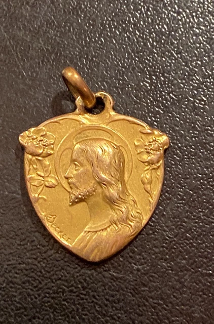MÉDAILLE RELIGIEUSE & sainte Vierge Marie " - plaqué or FIX EUR 12,00 MÉDAILLE RELIGIEUSE & sainte Vierge Marie " - plaqué or FIX EUR 12,00