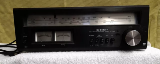 SHARP Stereo-Tuner  ST - 1122, gebraucht, Vintage