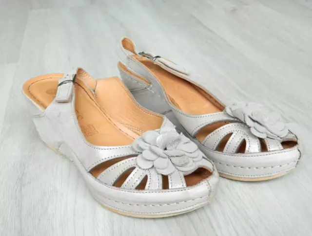 Pavers silver sandals sales