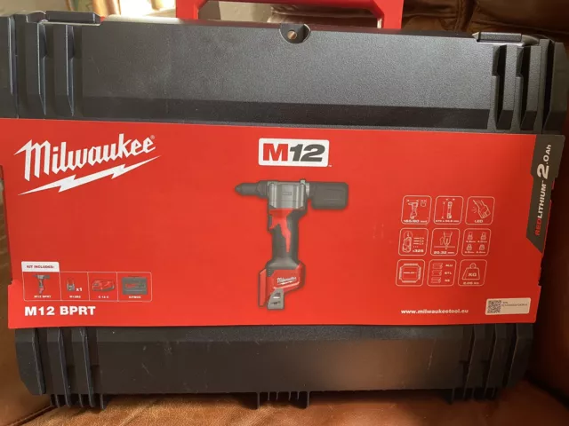 MILWAUKEE M12 BPRT-201X 12V M12 POP RIVET PISTOLA + BATTERIA 1x2Ah, caricabatterie & custodia