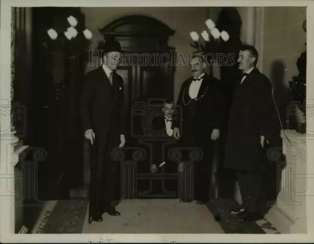 1931 Press Photo M von Hoesd, M Briand & M Laval Meet With Ministry of Interior