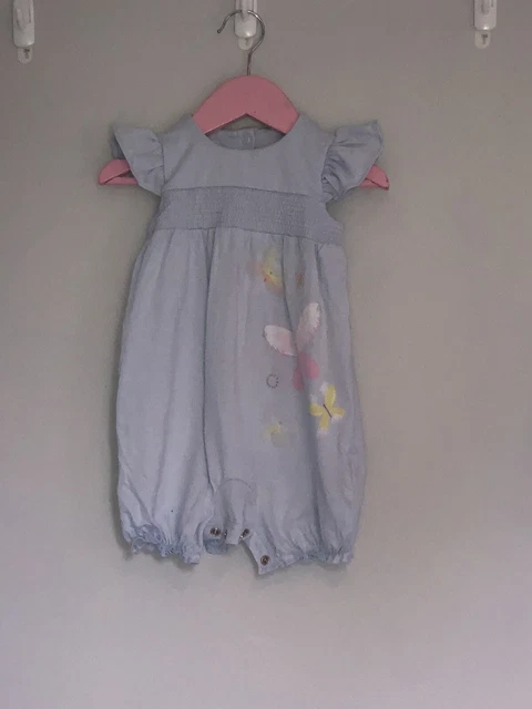 Pacchetto di vestiti per bambine età 6-9 mesi 2