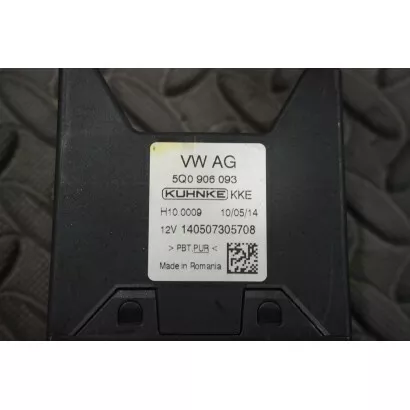 Dispositif de commande relais pompe a carburant 5q0906093 audi vw