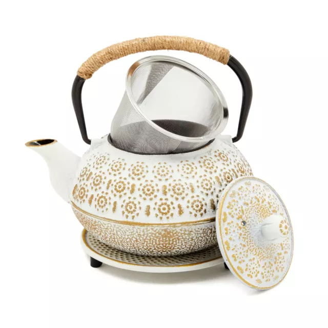 27 oz White Japanese Cast Iron Teapot with Stainless Steel Infuser and Trivet