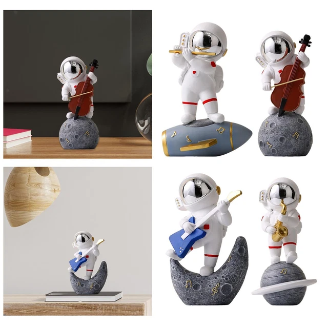Astronaut Statue Decorative Spaceman Ornament Cake Topper Astronaut Figure