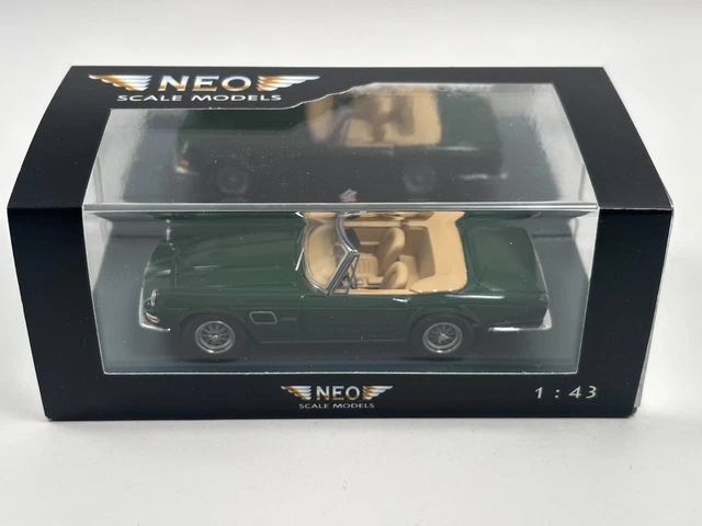 Miniature Auto NEO 1/43 Chevrolet Special De Luxe Convertible 1941 Blanche, NEO46991