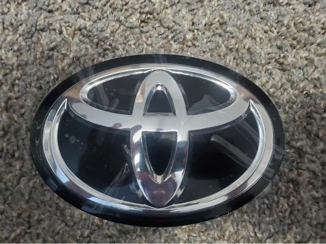 Carbon Fiber Steel Front Logo Emblem Badge Cover Trim For Toyota Camry