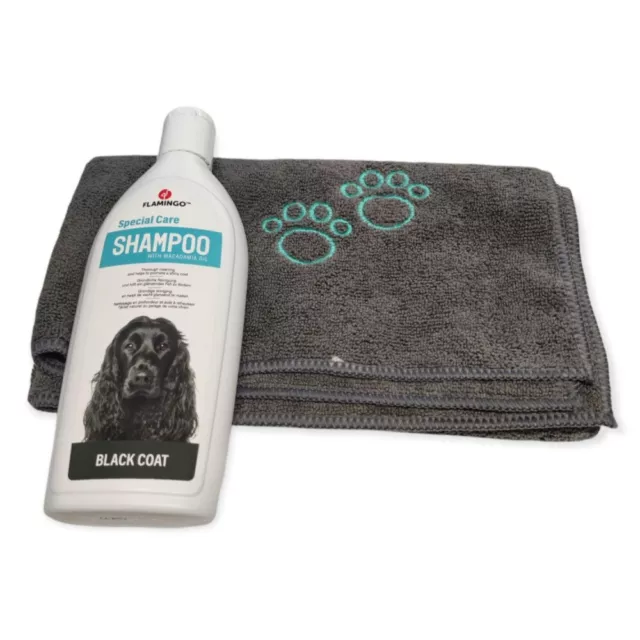 Shampoing spécial pelage foncé 300 ml et une serviette en microfibre pour chien