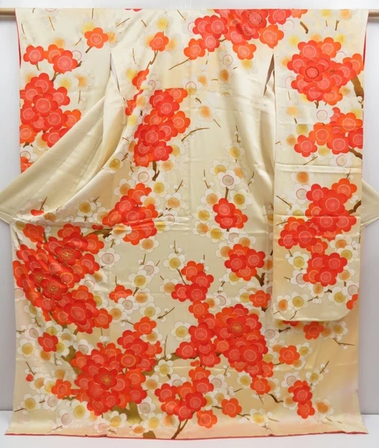 3228T07z1100 Vintage Japanese Kimono Silk FURISODE Plum blossom Light cream
