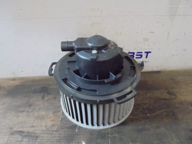 moteur du ventilateur de chauffage Mazda 5 CR 8940000 2.0D 81kW RF 111390