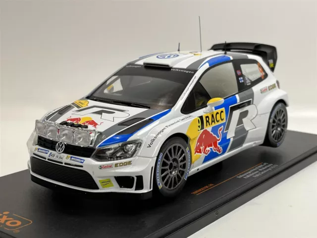 VW Polo R WRC #9 A Mikkelsen M Markkula Nuit Version 1:18 IXO 18RAC070C