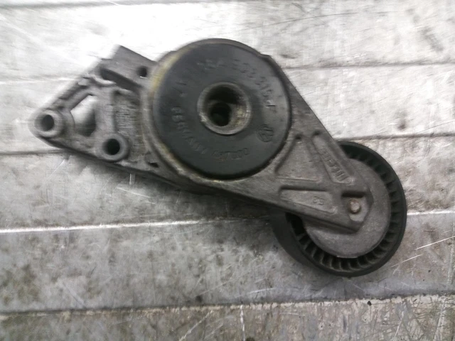 06A903315F galet tendeur pour SEAT IBIZA II 1.8 I 1996 200312