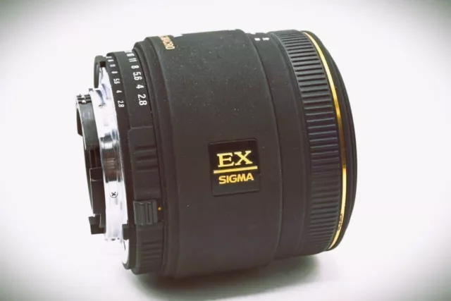 Nikon fit Sigma 50mm F2.8 1:1 Macro Lens EX GOOD CONDITION