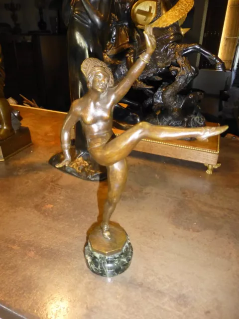 bronze représentant une danseuse