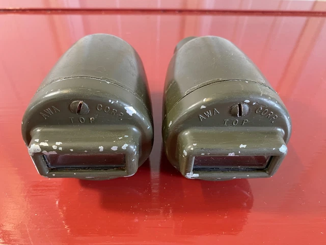 1940 's VINTAGE PAIR MILITARY TRUCK BLACKOUT FRONT GRILLE OR TAIL LIGHT 24 VOLT