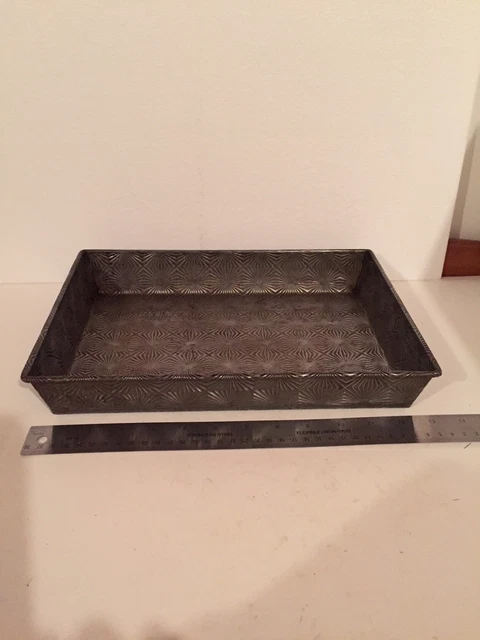 VINTAGE OVENEX STARBURST 13 Inch Cake Pan EUC