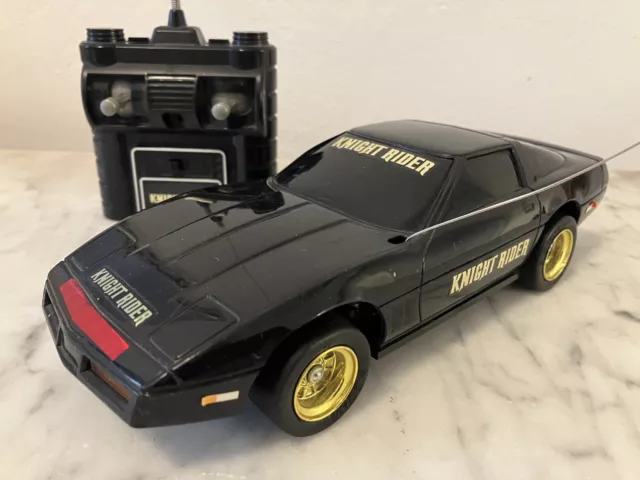 Knight Rider KITT Taiyo Transam Ferngesteuertes Auto mit Fernbedienung