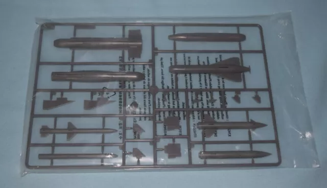 TRUMPETER A-4M SKY HAWK 02268 ⭐PARTS⭐ SPRUE I-GBU-15s+AGM45s+AGM12s+MORE 1/32