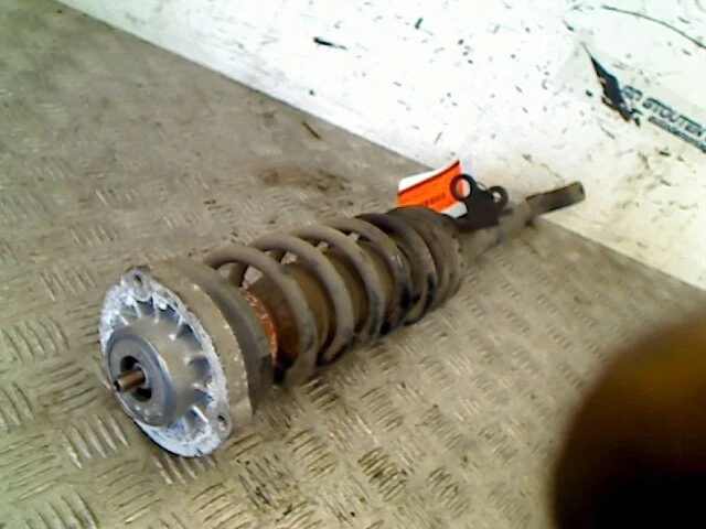 Capot Avant BMW Série 5 F10 - Berline 520d 16V N47-D20C - Occasion Bon état