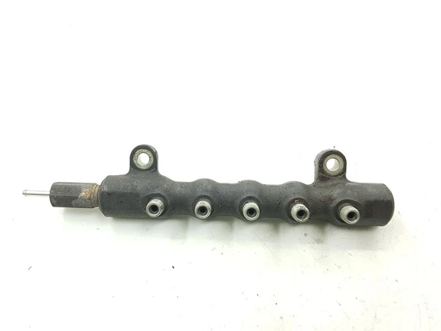 Toyota RAV 4 (XA30) Kraftstoffverteiler Einspritzleiste Verteilerrohr AME7504