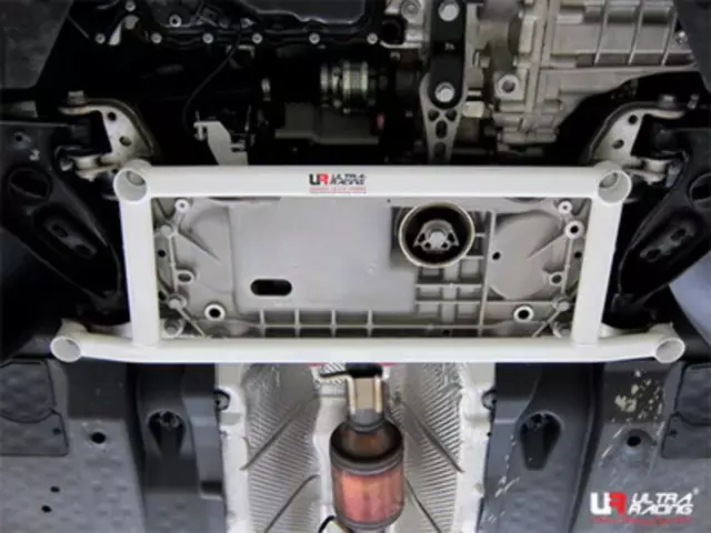 Ultra Racing Bracciale Inferiore Anteriore - Audi A3 8P (03-)
