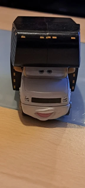 DISNEY PIXAR CARS Diecast Elvis RV Maxi £19.99 - PicClick UK