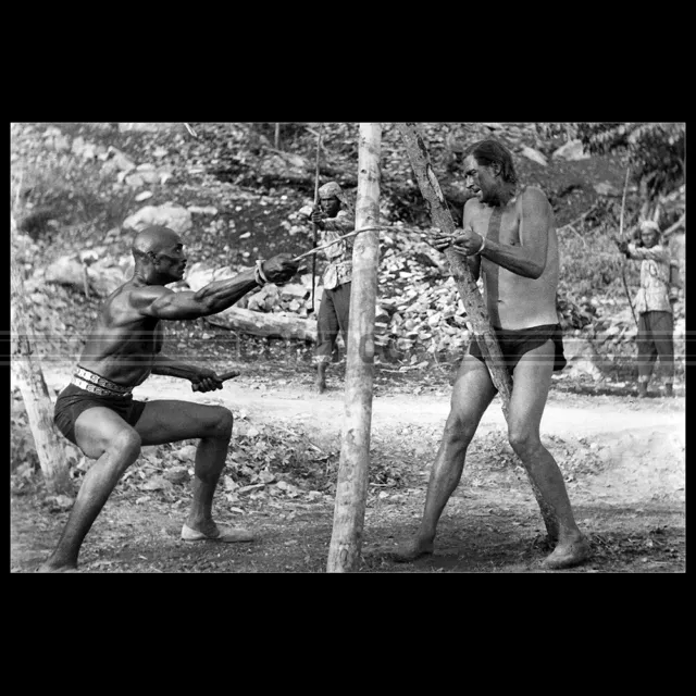 Photo F.022176 JOCK MAHONEY & WOODY STRODE (TARZAN'S THREE CHALLENGES) 1963