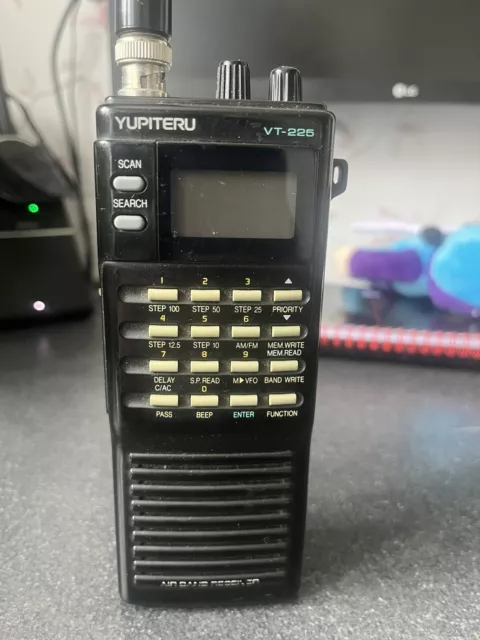 Yupiteru VT-225 Radio Scanner Air Band Receiver. Air.ham.marine- CG H49