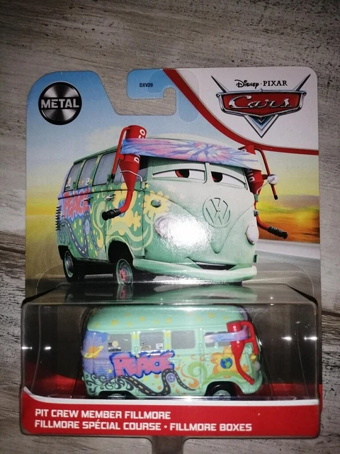 voitures cars disney pixar série  2021