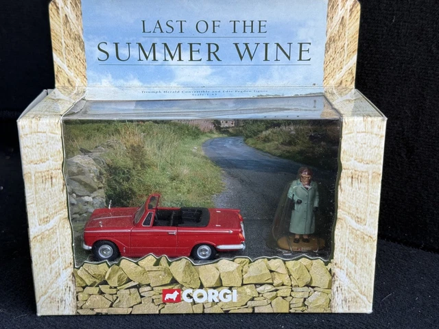 Corgi CC01601 Triumph Herald Convertible Rouge - Last Of The Summer Wine - 1/43