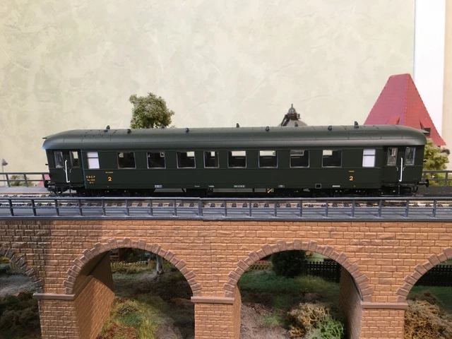 Voiture Voyageurs SNCF A8 ép.III REE Modèles NW280 - Échelle N 1/160 - Neuf