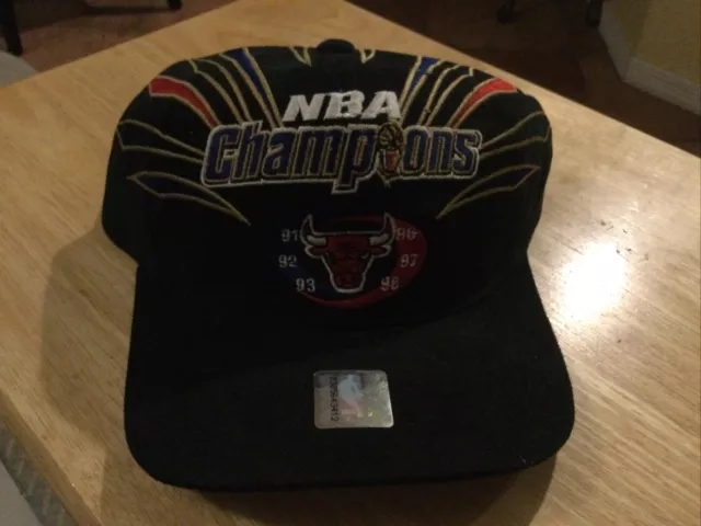 VINTAGE NOS 1998 Chicago Bulls Championship Locker Room Hat NBA The ...