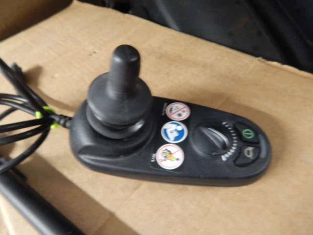 Joystick Pg Drives 3 Pines Para Silla De Ruedas Eléctrica Jazzy D50901.01 ¡Probado!¡!