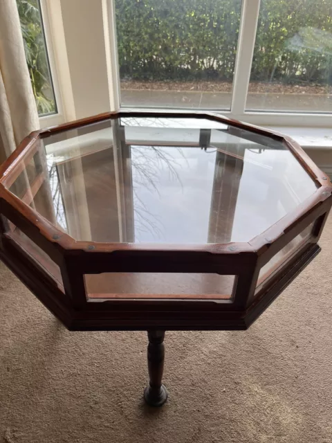 Octagonal Mid-century Glass Topped Display Table, Mahogany