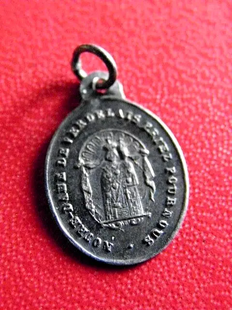Medaille Religieuse Ancienne. Notre Dame De Verdelais (Gironde). Argent/Silver.