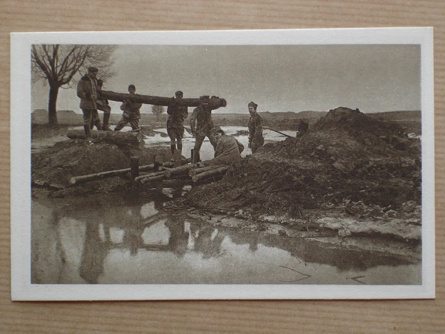 LA GUERRE SOVIÉTOPOLONAISE.19191921.CPAPHOTO.&DE Nid à Bug