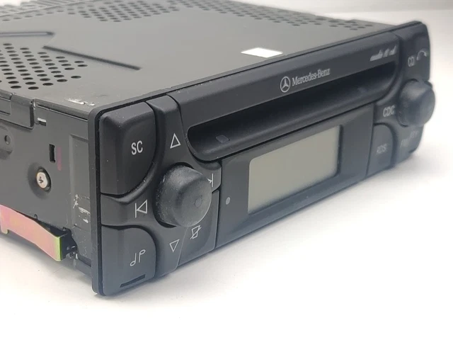 MERCEDES BENZ SLK R170 230 KOMPRESSOR CD-Radio mit Code A1708200386 💯 ...