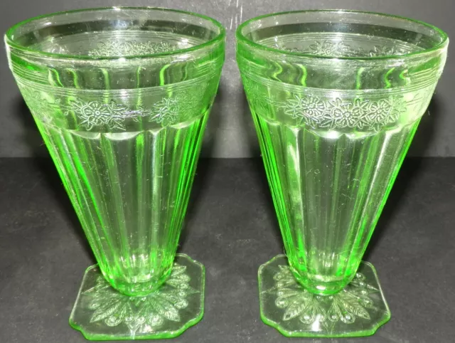 2 Sundae Parfait Glass Uranium UV Glow Depression Glasses Cups Goblets 5.5"