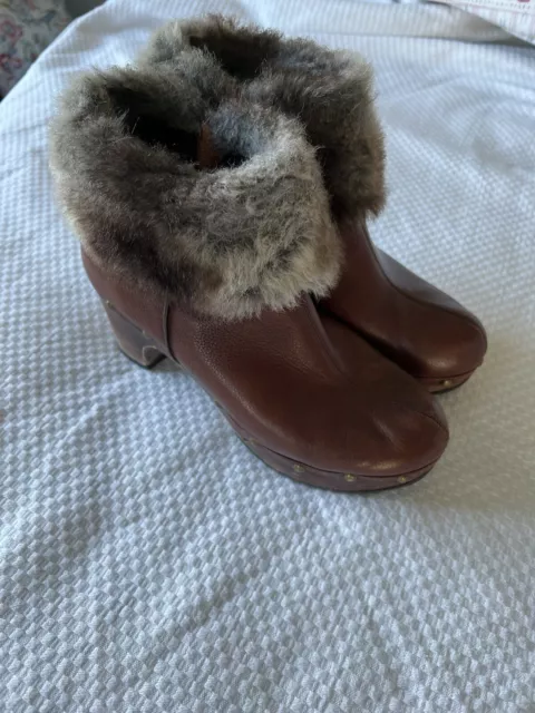 Suzzato Womens 8.5 Euro Size 39 Brown Leather Wooden Shoes Faux Fur Trim-studs