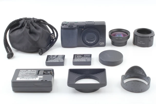 [Near MINT Count:5422] RICOH GR DIGITAL 8.1MP Compact Digital Camera Black Japan 2