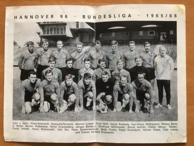 Hannover 96 Mannschaftsbild 1966/67, mit den Autogrammen aller Spieler + Trainer