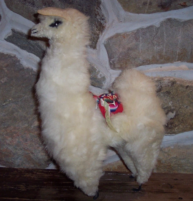 vintage 13.5  plush alpaca fur llama souvenir Bolivia