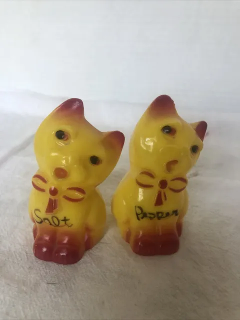 Vtg Celluloid Plastic  Yellow Kitty Cat Salt & Peppers Shakers 3.5”Tall