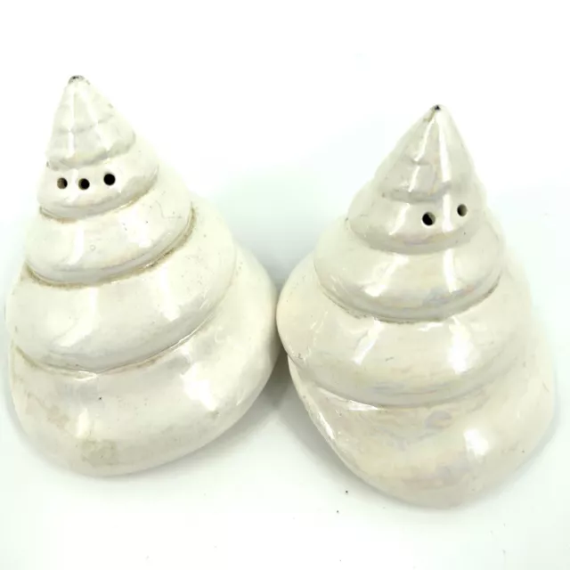 Ceramic Decorative Shell Cone Conch Salt and Pepper Shakers Made in Taiwan 3.5"