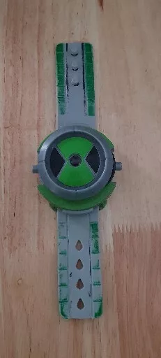 Ben 10 Omnitrix Lights Sounds Watch 2008 Bandai Alien Force Untested