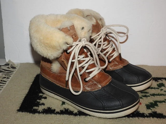 CROCS ALLCAST LUXE DUCK Winter Boots Brown Leather Faux Fur Lining Sz 7 Lace Up