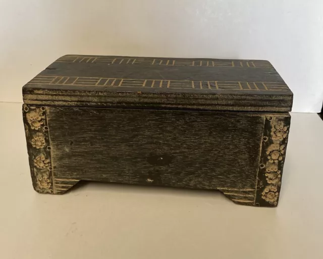 Vintage Hand Carved Hinged Wooden Trinket Storage Box Tote 5.5. “ X 11”