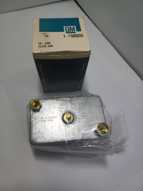 NOS OEM GM 560355 Chevy 4.3L V6, 5.7L 350 V8 Diesel Fuel Filter - DIESEL ONLY NOS OEM GM 560355 Chevy 4.3L V6, 5.7L 350 V8 Diesel Fuel Filter - DIESEL ONLY
